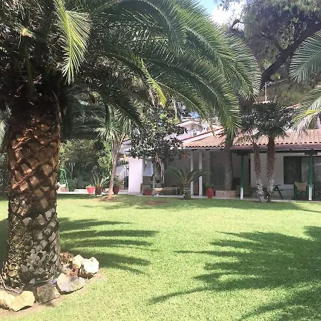 Sani Suave With Pool *