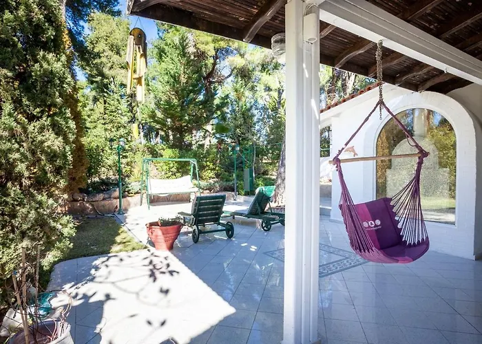 Sani Suave With Pool *