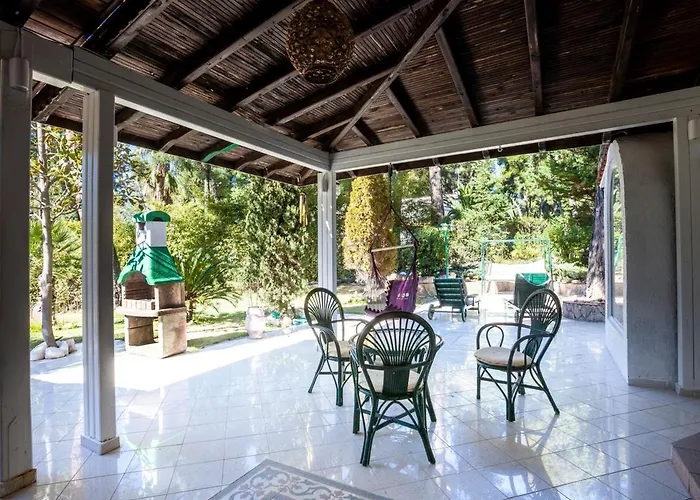 Sani Suave With Pool 撒尼海滩