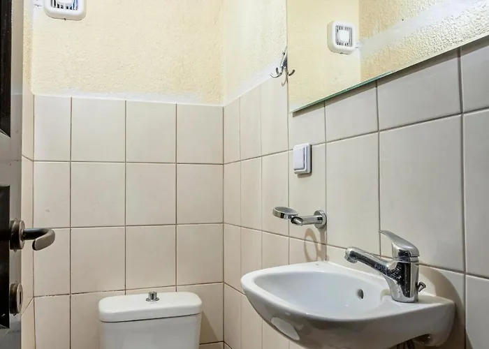 Sani Suave With Pool *